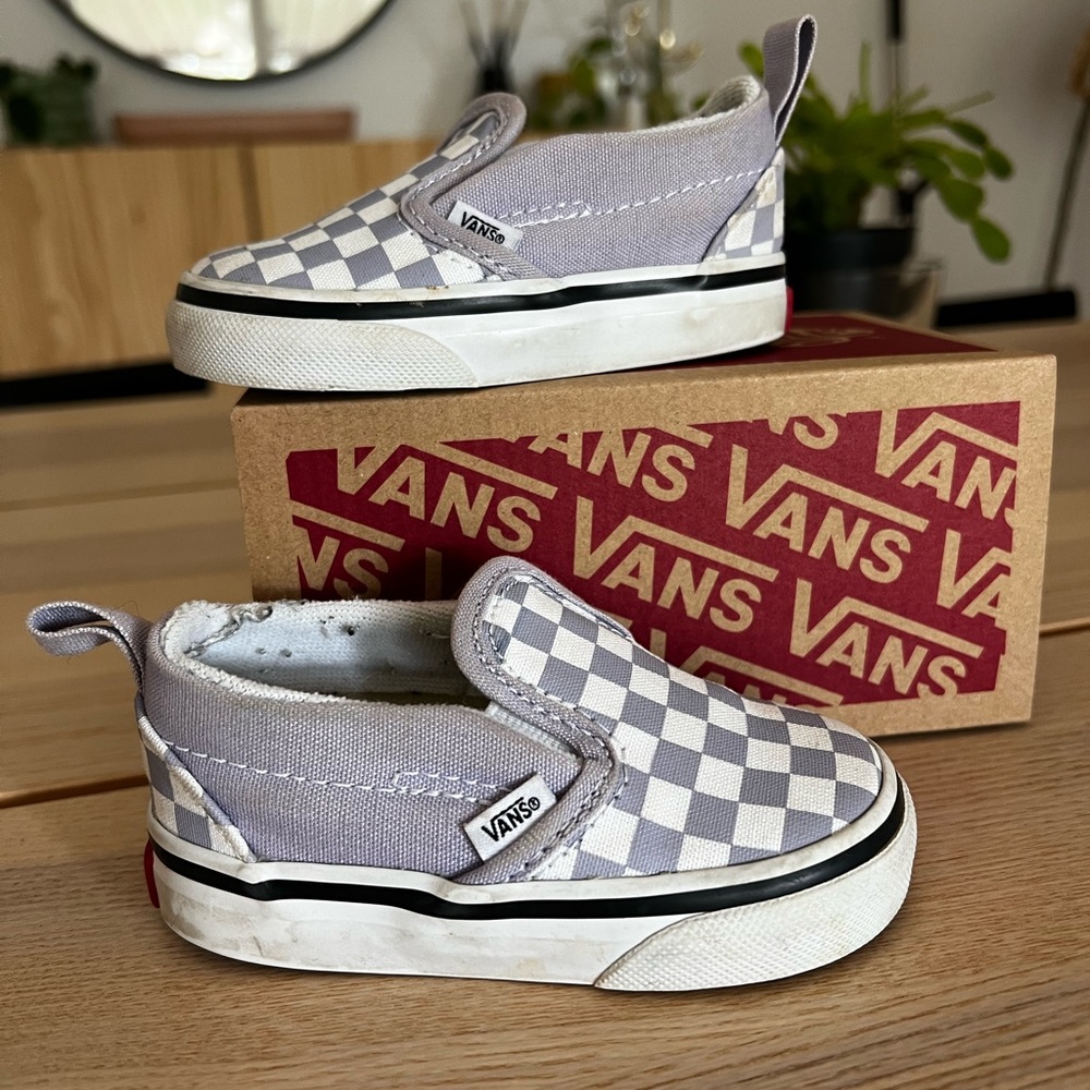 Vans Toddler Slip-On V Checkerboard Sneakers – Size 4.5